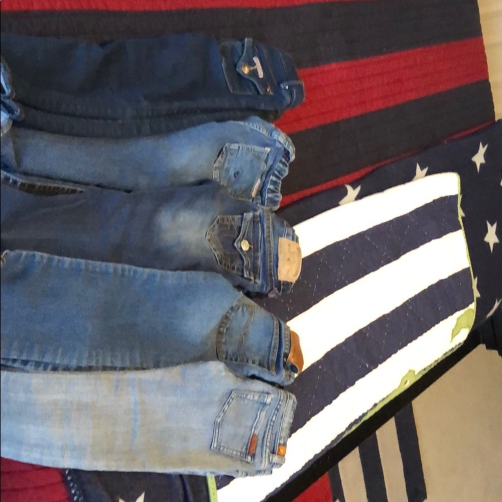 Group of very lightly worn jean